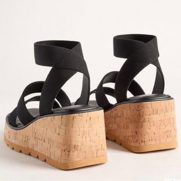 TORRID Triple Band Stretch Wedge size 12ww  shoes sandals brand new - Picture 5 of 5